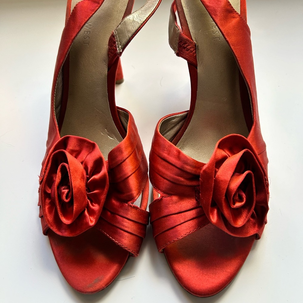 Nine West satin orange heels, 9US